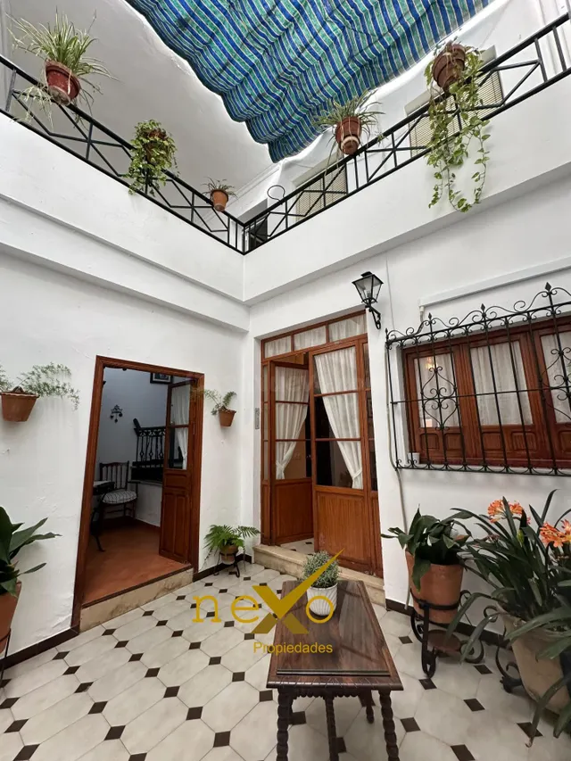 Casa 4 habitaciones 165m² en venta - Carmona - foto 4