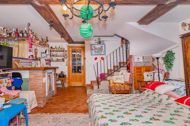 Casa independiente — 33