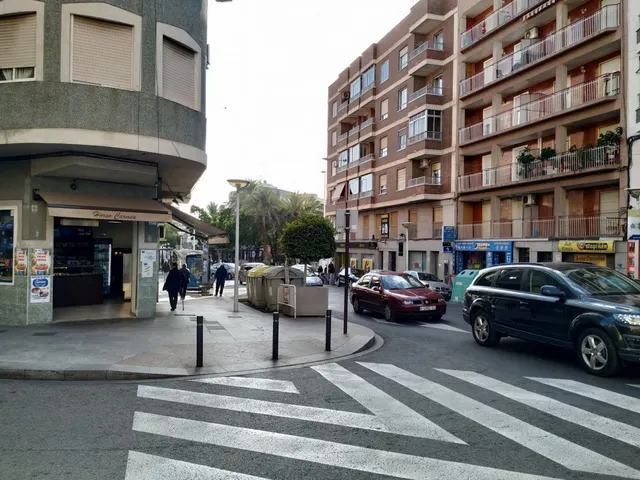 LOCAL PLAZA BARCELONA — 2