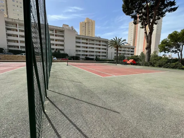 Apartamento de 1 dormitorio con piscina y parking incluido en rincón de loix, Benidorm — 16