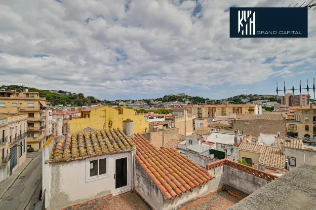 CASA PAREADA EN SANT FELIU DE GUIXOLS — 37