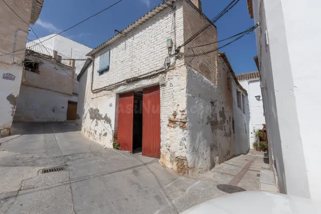Bonita casa diáfana en el corazón de Albuñuelas — 2