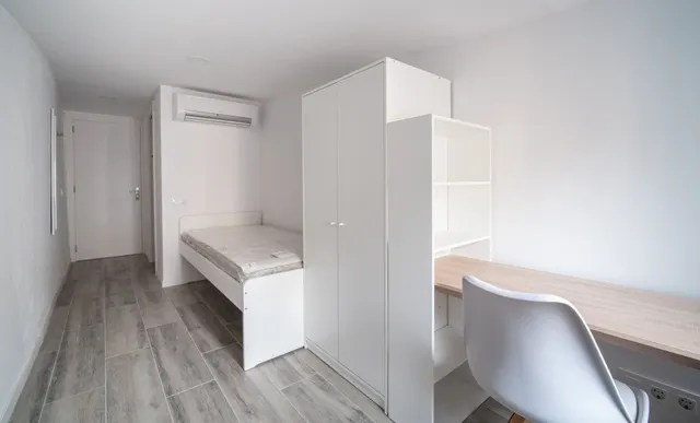 ALQUILER habitaciones EN IGUALADA ZONA CENTRO ESTILO RESIDENCIA!! — 7