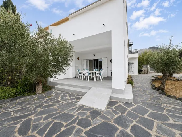 CASA CON TERRENO Y HUTG - foto 4