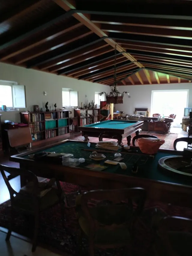 SE VENDE CASONA SINGULAR CON TERRENO DE 22.000 MTS EN OZA — 33