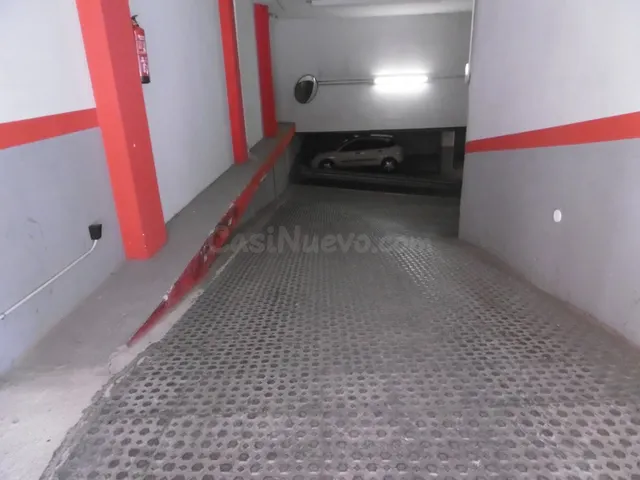 PÀRQUING EN LLOGUER PER MOTO - foto 2