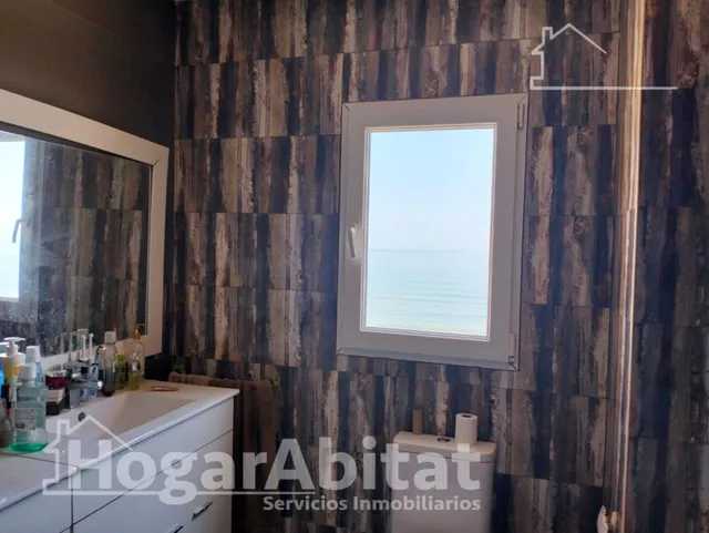 ¡PRIMERA LINEA DE LA PLAYA! CHALET CON 4 TERRAZAS Y GARAJE — 10
