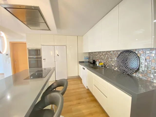Impecable Piso Reformado en el Corazón de Gandía — 12