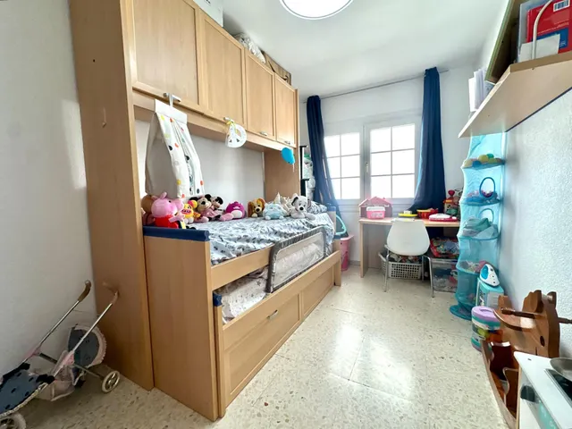 Amplio Dúplex Reformado en Los Molinos, Almería — 23