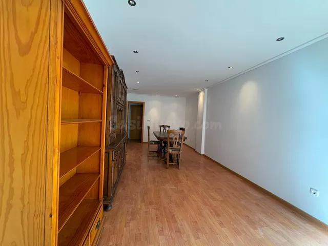 Piso de 3 Dormitorios y 2 Baños junto al Corte Inglés, Elche - foto 3
