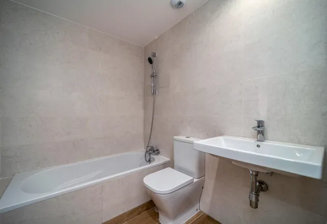 Piso 2 habitaciones 128m² en alquiler - Casco antiguo 50 — 22