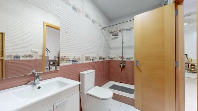 BONITA CASA EN EL CENTRO DE ALBALAT DE LA RIBERA — 44