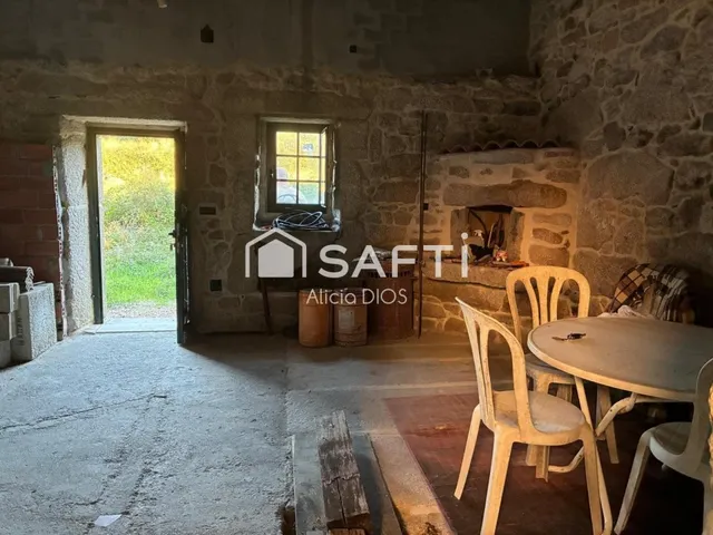 CASA DE PIEDRA CON ENCANTO RURAL — 18