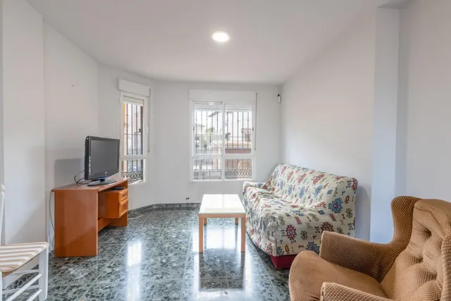 Alquiler de casa pareada en la mejor zona de Gojar — 33