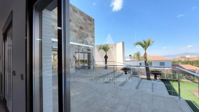 CHALET INDEPENDIENTE EN ALTORREAL — 37