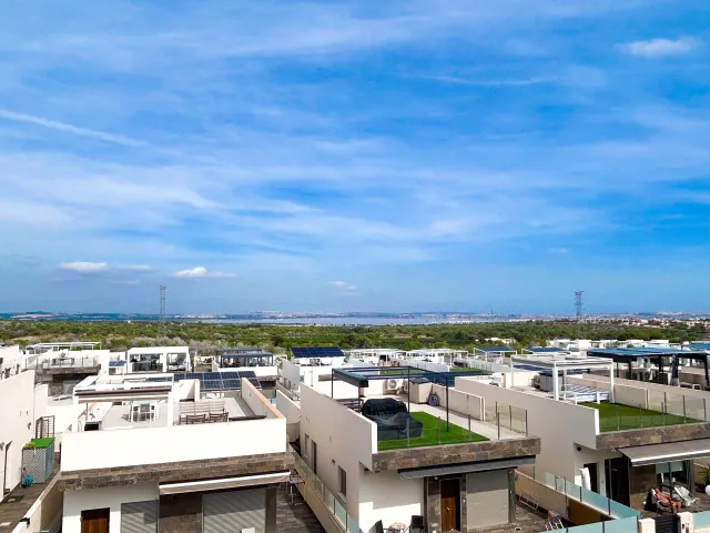 Villa 3 habitaciones 115m² en venta - Villamartín-Las Filipinas — 28