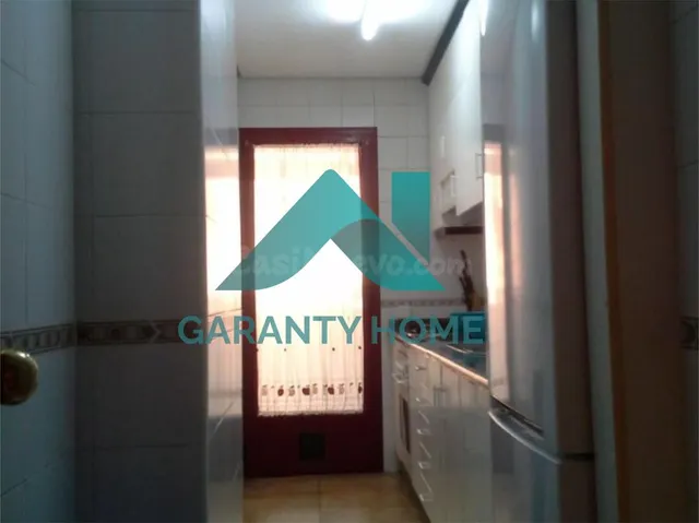 SE ALQUILA APARTAMENTO EN ZONA FRATRES CON GARAJE — 2