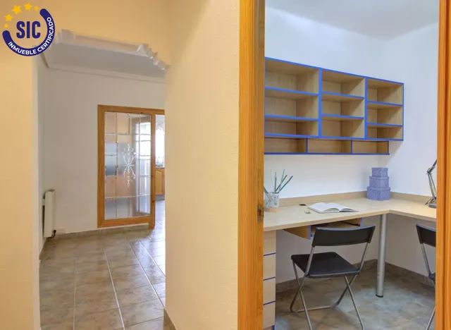 Espacio y comodidad en el centro de Almenara — 12