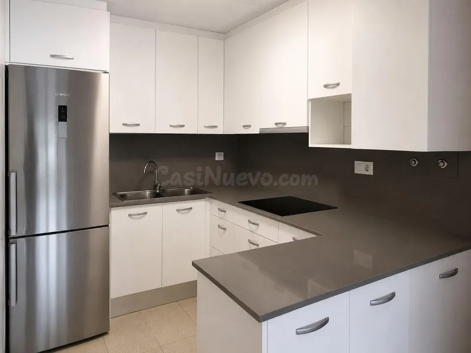 Piso de 1 dormitorio en Amposta, con ascensor y balcón