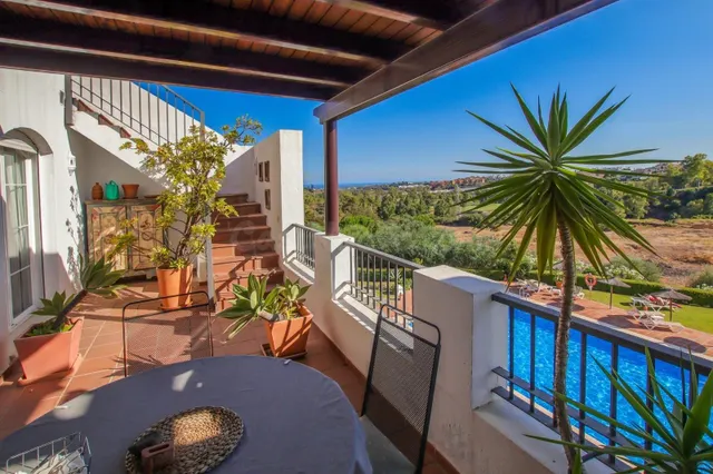 Ático Dúplex con Vistas Panorámicas al Mar en Los Arqueros,  - foto 3