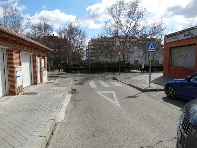 PLAZA DE GARAJE EN RIVAS PUEBLO. — 5