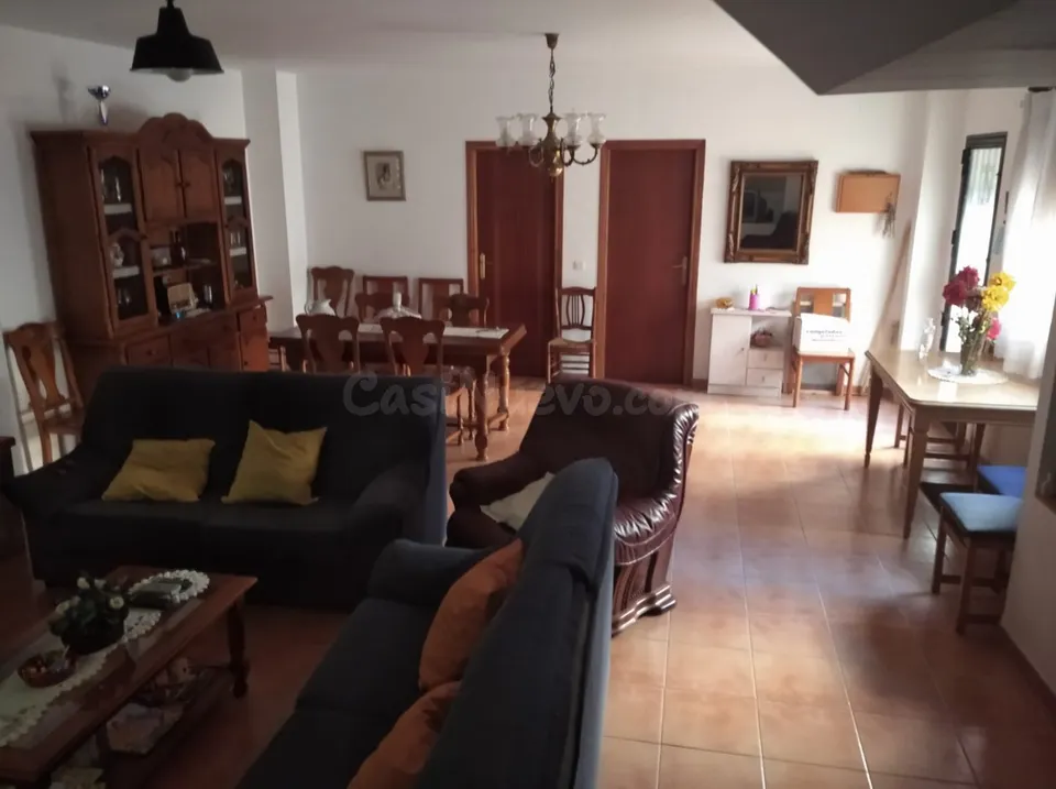CASA EN VENTA EN COFRENTES