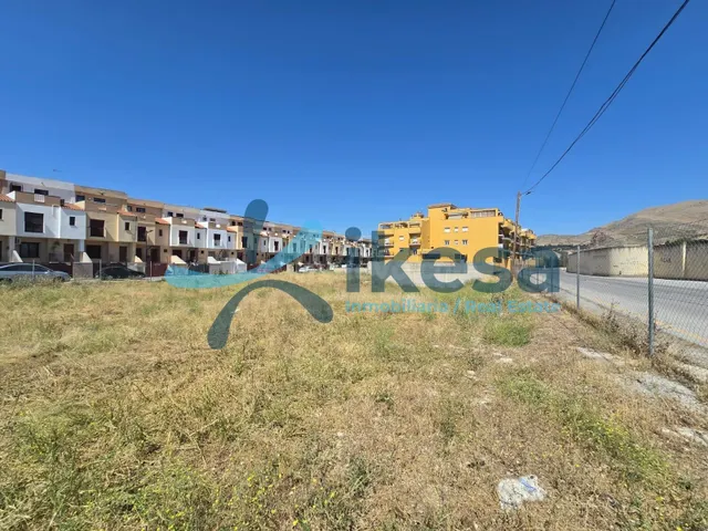 Venta de Solar en "Sector Residencial Plaza de Toros", en At