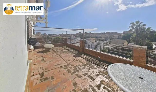 Amplia casa en una de las mejores zonas de Viladecans - zona albarrosa — 28