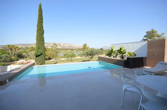 Villa 5 habitaciones 318m² en venta - Comunidad valenciana — 43