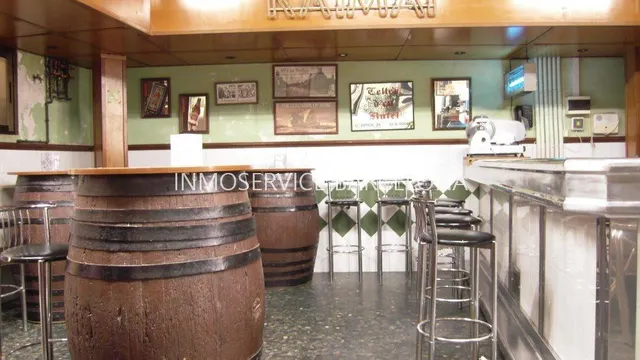 VENTA EMBLEMATICO LOCAL CON POSIBILIDAD DE VIVIENDA — 5
