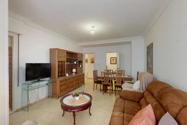 Vivienda en Avd. Río Segura — 8