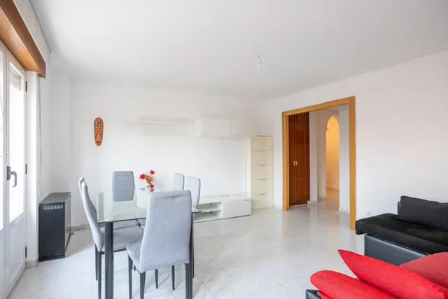 Piso con piscina en Cigales — 25