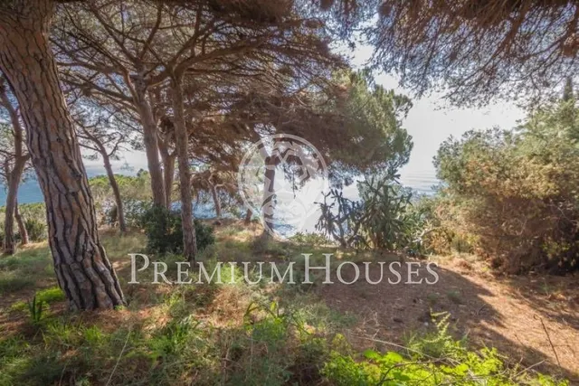 Terreno con magníficas vistas mar-Arenys de Mar — 17