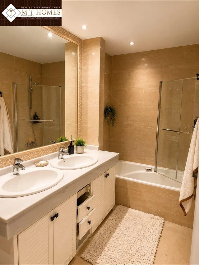 Elegante apartamento con vistas al parque y la piscina – 500 metros de playamar, tren y todos los servicios – urbanización privada con zonas ajardinadas — 13