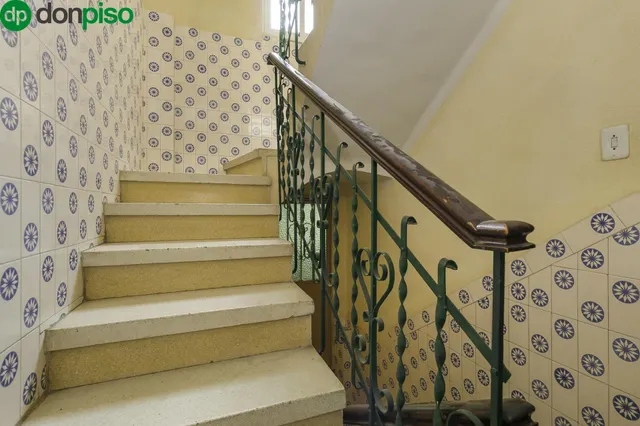 Piso para reformar junto a Avenida Dílar — 16