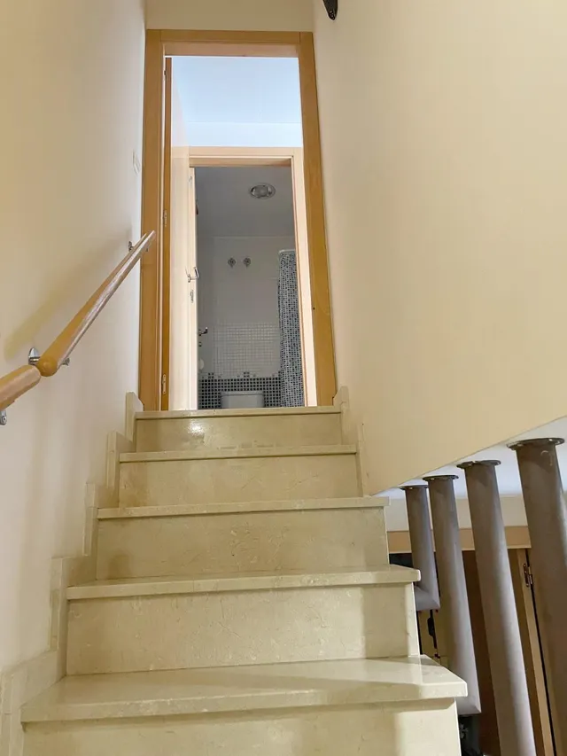 Alquiler temporal de apartamento Dúplex cerca de la Playa — 6