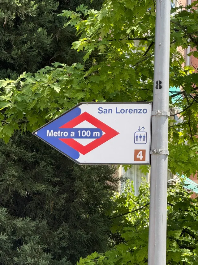 Oportunidad en Pinar del Rey: Piso de 3 dormitorios para reformar. — 16