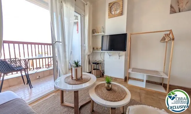 Estudio con cabina renovado con vistas al mar – Empuriabrava - foto 4