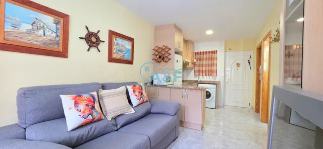 VENTA DE PISO CON DOS TRASTEROS Y GARAJE INCLUIDO EN EL PREC - foto 2