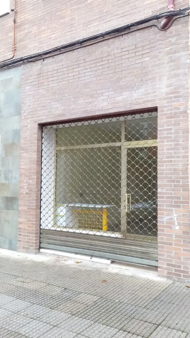 VENTA DE LOCAL FLORES DEL SIL — 8