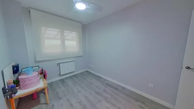 ¡SE ALQUILA!! Impresionante vivienda de tres habitaciones con terraza de 50m2 en la zona de La Garena. — 36