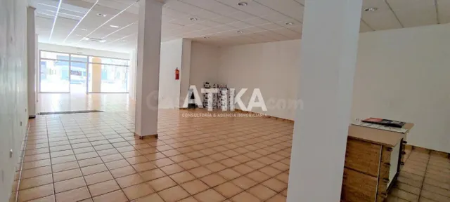 Local comercial 1 habitación 275m² en alquiler - El Llombo - foto 5