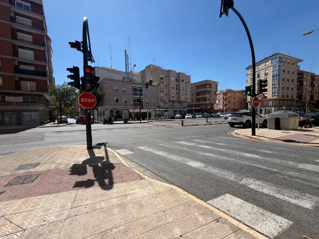 Oportunidad entresuelo totalmente reformado y equipado, zona el pla cafetería sansanos — 38