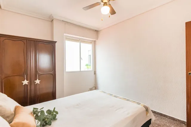 VIVIENDA CON GRAN PATIO PRIVADO FRENTE AL NUEVO HOTEL BARCELÓ 5★ — 28