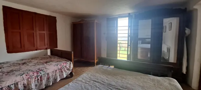 Amplia finca con varias edificaciones — 13