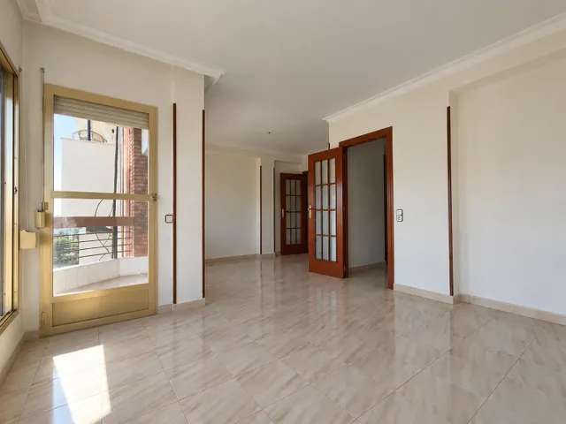 VIVIENDA CON ASCENSOR EN CAMPOAMOR - foto 4