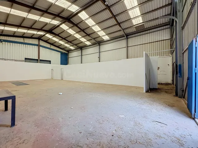 Nave Industrial - total 390 m2 de parcela, son 260 m2 de nave más 130 m2 de patio privado en Benahadux — 4