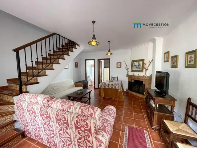 CASA TIPO DÚPLEX EN VENTA EN VILLALUENGA — 2