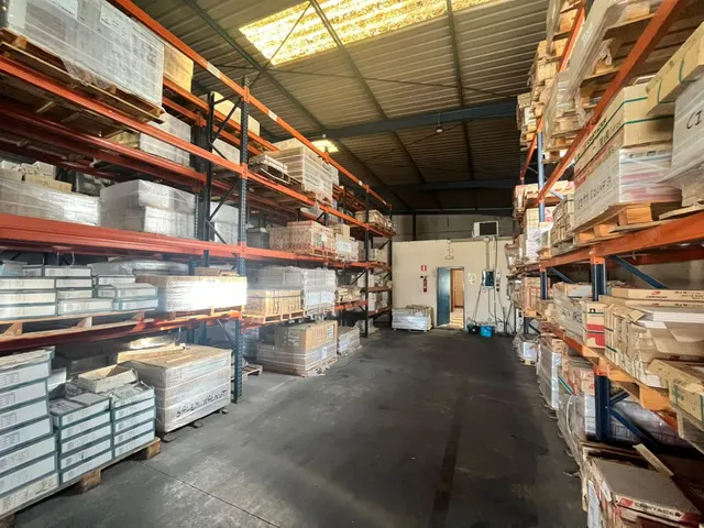 !EXCLUSIVA! NAVE INDUSTRIAL EN POLÍGONO EL PORTAL - JEREZ -  - foto 2
