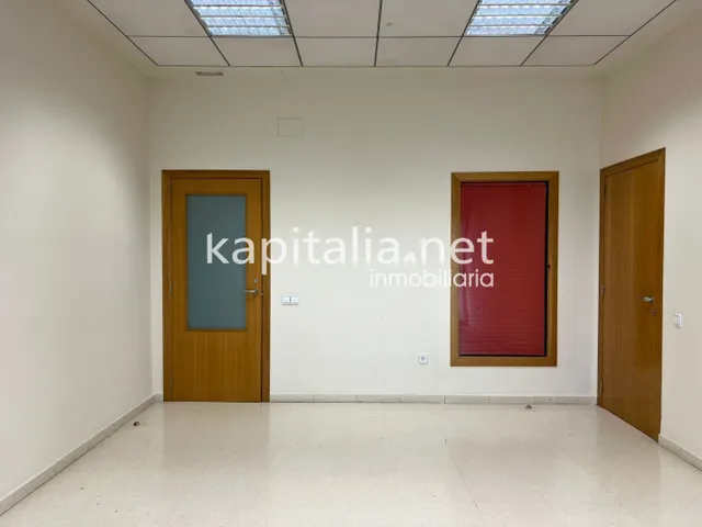 Oficina alquiler — 3